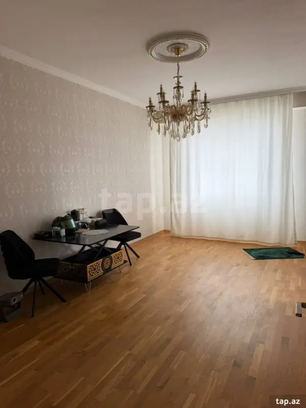 Satılır 3 otaqlı yeni tikili 75 m²