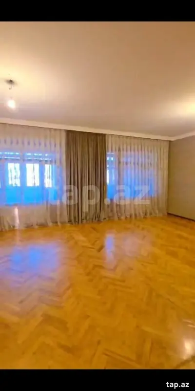 Satılır 4 otaqlı mənzil 70 m²