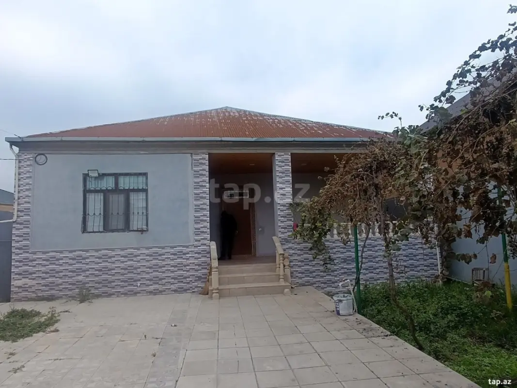 Kirayə verilir 3 otaqlı həyət evi 100 m²
