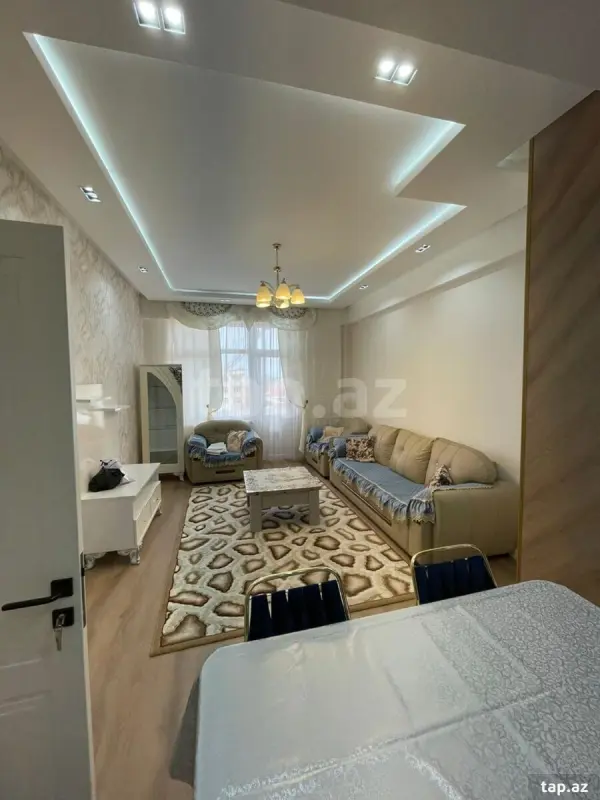Kirayə verilir 2 otaqlı yeni tikili 68 m²