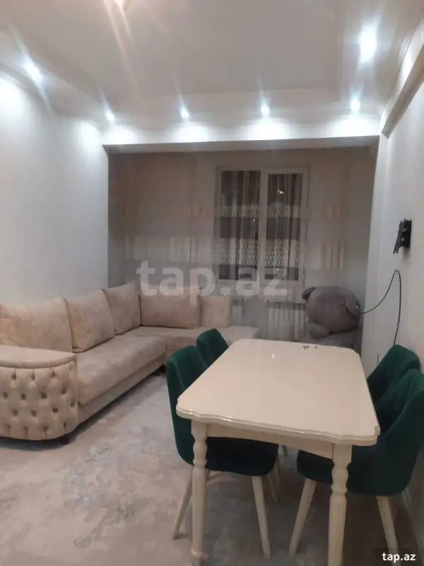 Kirayə verilir 2 otaqlı yeni tikili 71 m²