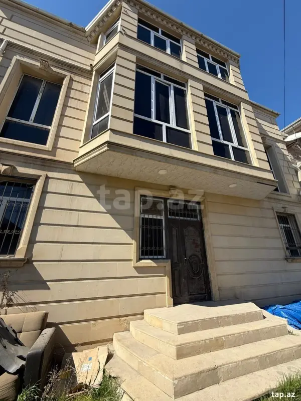Kirayə verilir 5 otaqlı həyət evi 300 m²