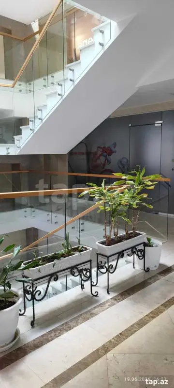 Kirayə verilir ofis