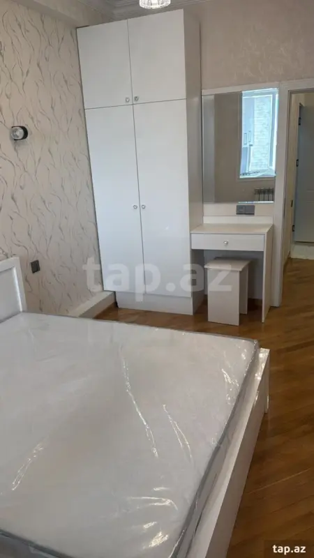 Kirayə verilir 2 otaqlı yeni tikili 70 m²