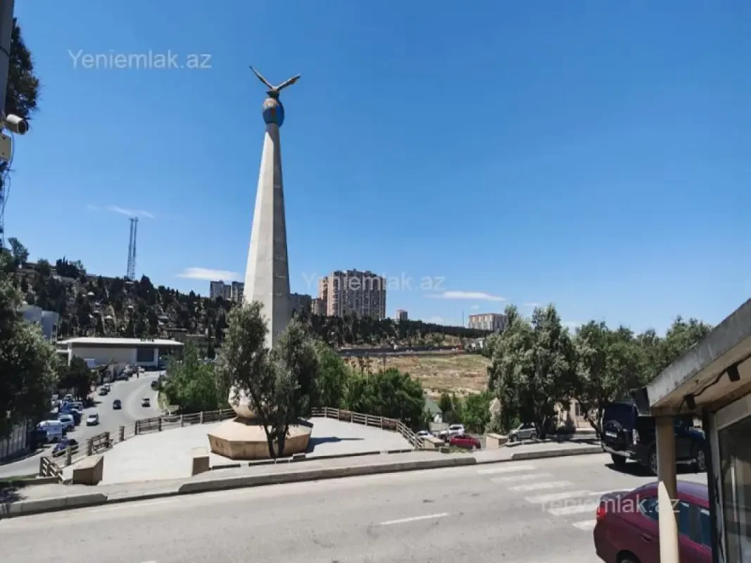 Satılır 2 otaqlı köhnə tikili 60 m²