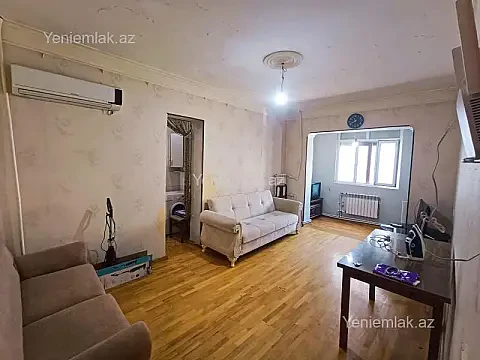 Satılır 3 otaqlı köhnə tikili 40 m² — Bakı, Binəqədi 3 otaq 40.00 m²