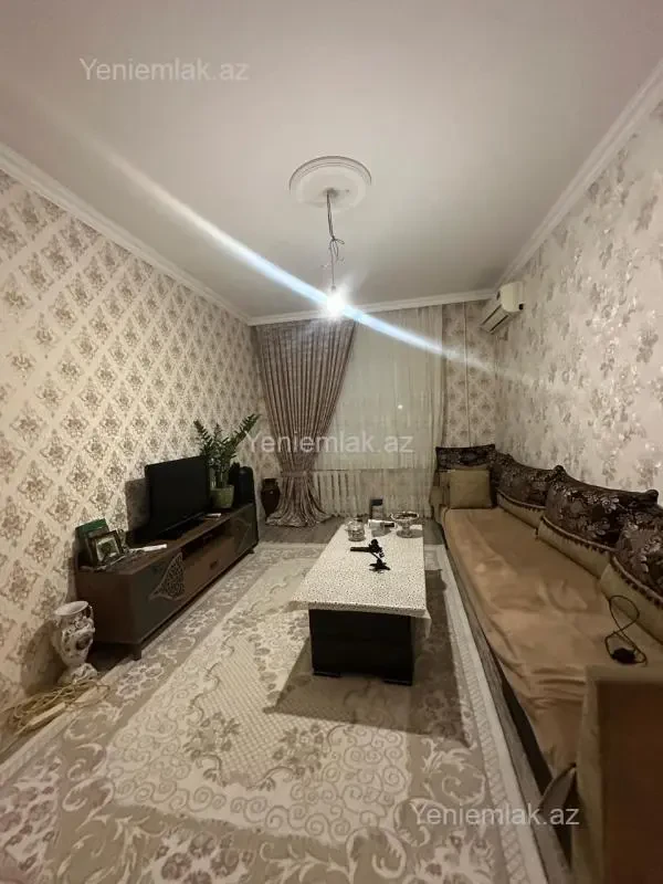 Satılır 3 otaqlı köhnə tikili 63 m²