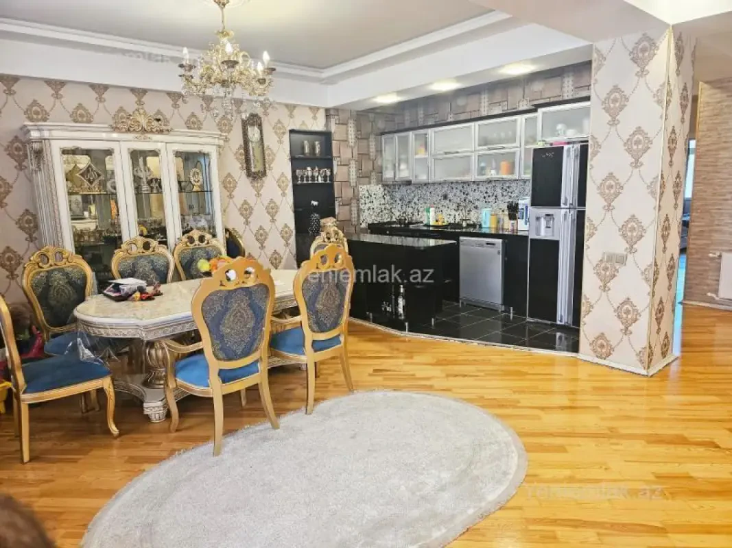 Satılır 3 otaqlı yeni tikili 110 m²