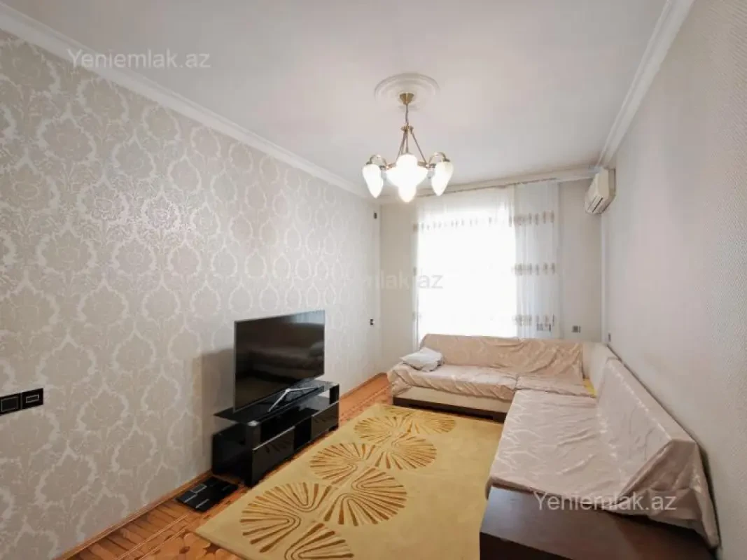 Satılır 3 otaqlı köhnə tikili 90 m²