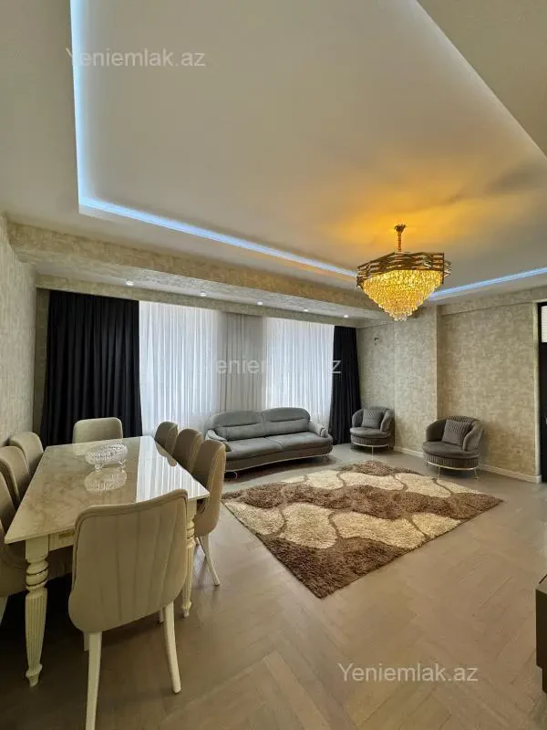 Satılır 3 otaqlı yeni tikili 110 m²