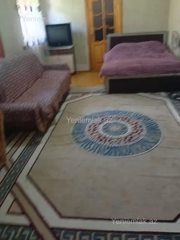 Satılır 3 otaqlı köhnə tikili 77.7 m²