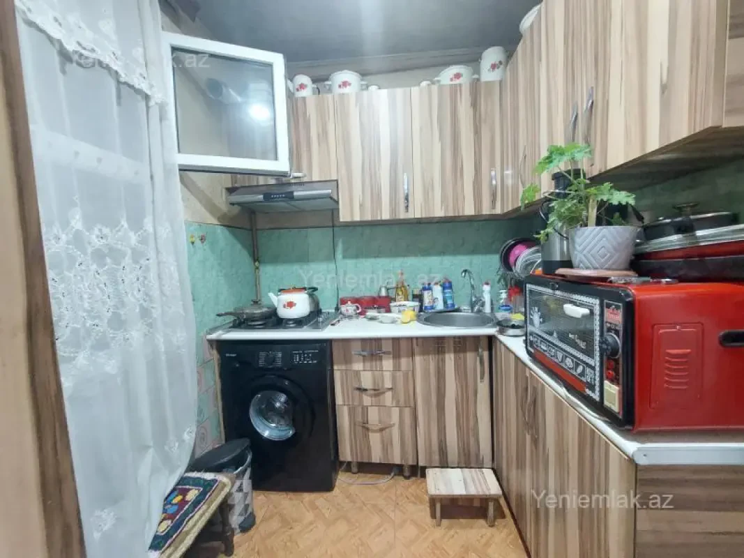Satılır 2 otaqlı köhnə tikili 40 m²