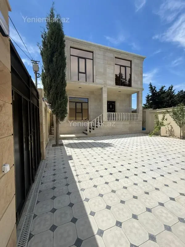 Satılır 5 otaqlı həyət evi 200 m²