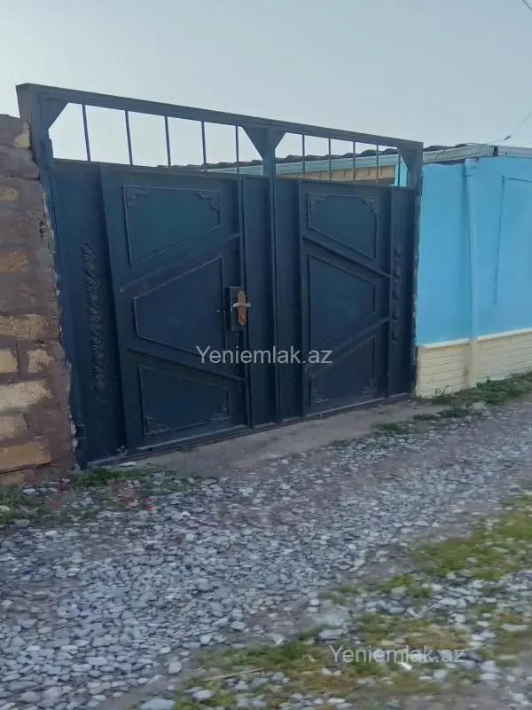 Satılır 2 otaqlı həyət evi 60 m²