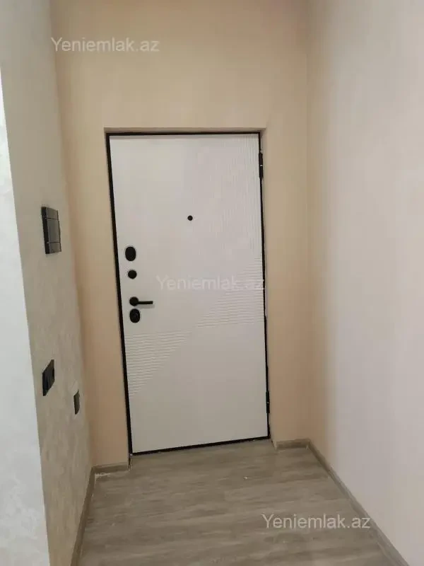 Satılır 3 otaqlı yeni tikili 83 m²