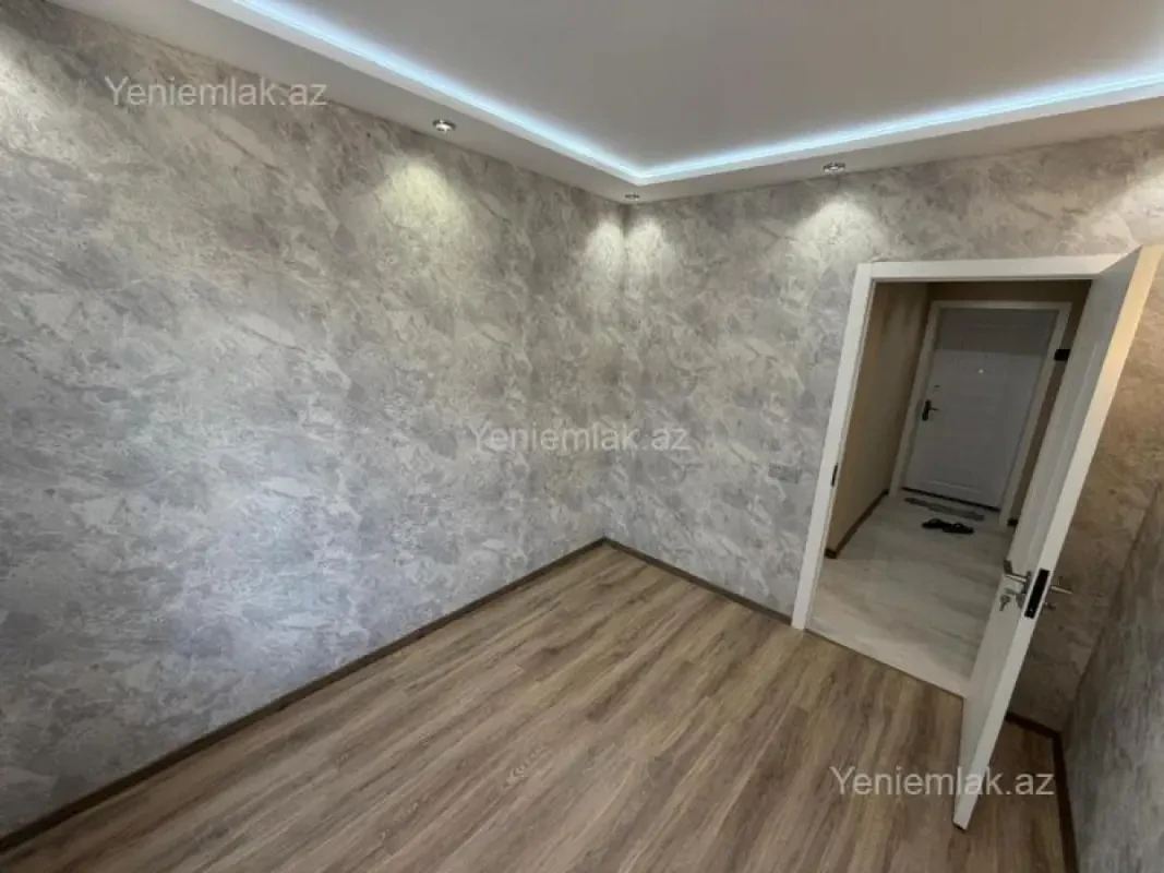 Satılır 2 otaqlı köhnə tikili 35 m²