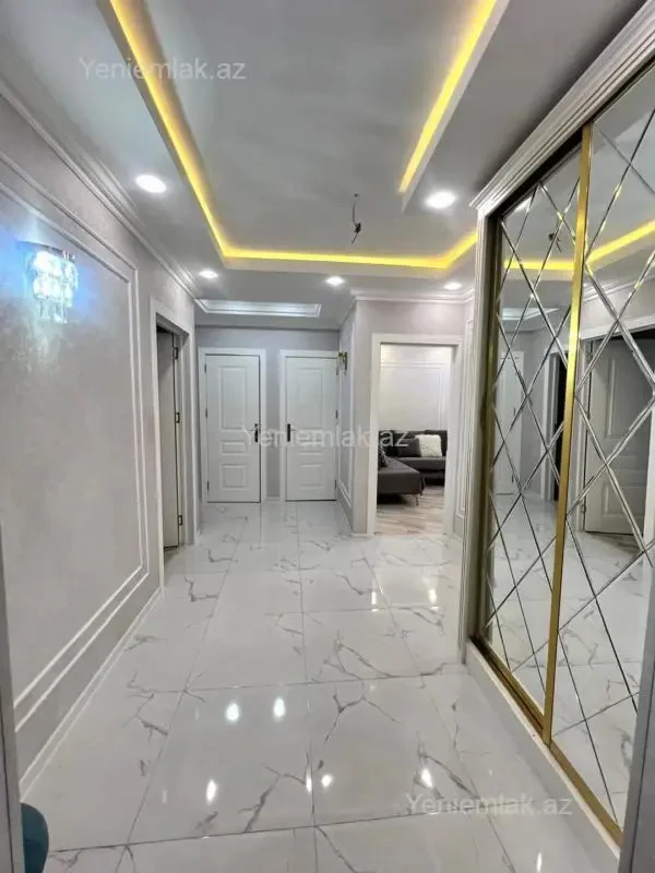 Satılır 3 otaqlı köhnə tikili 75 m²