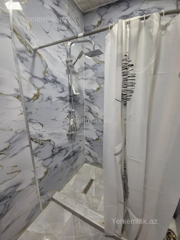 Satılır 3 otaqlı həyət evi 74 m²