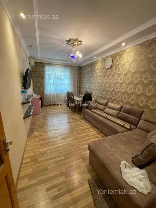 Satılır 3 otaqlı köhnə tikili 60 m²