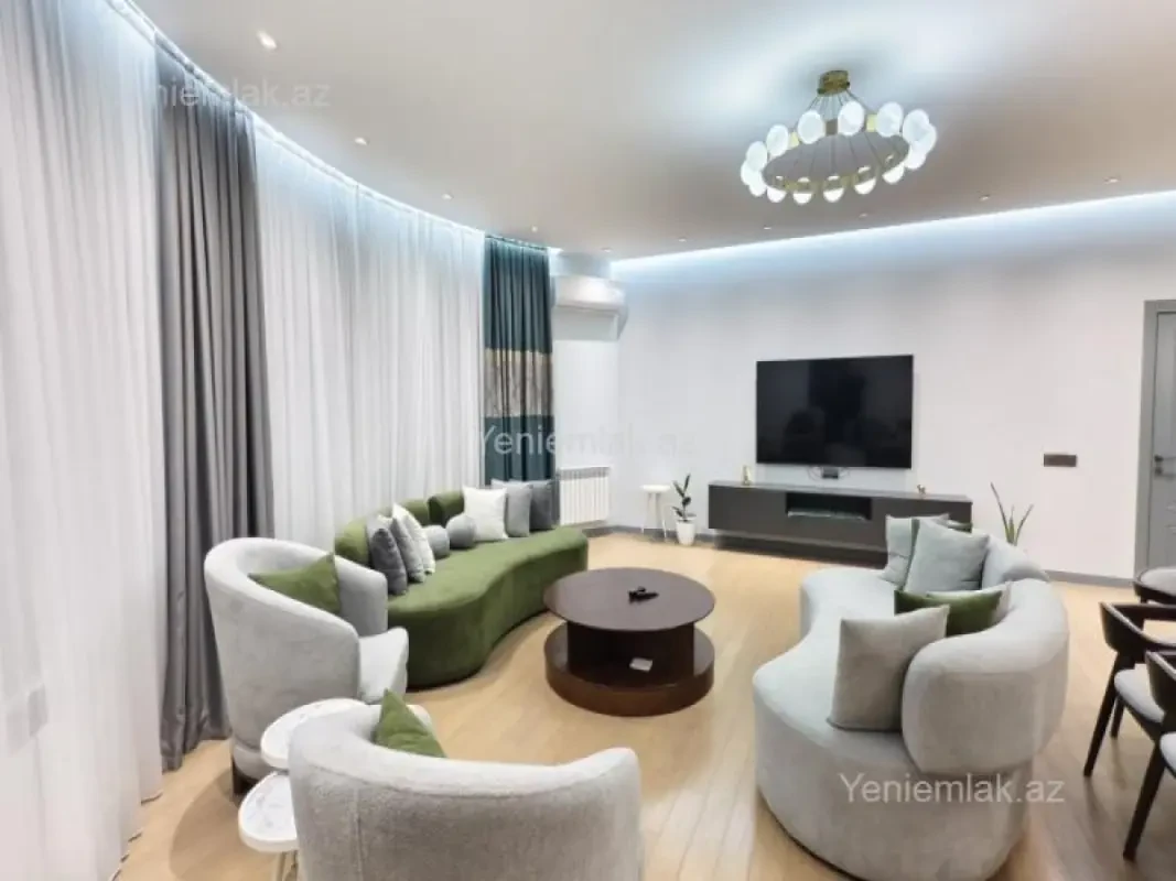 Satılır 3 otaqlı yeni tikili 158 m²