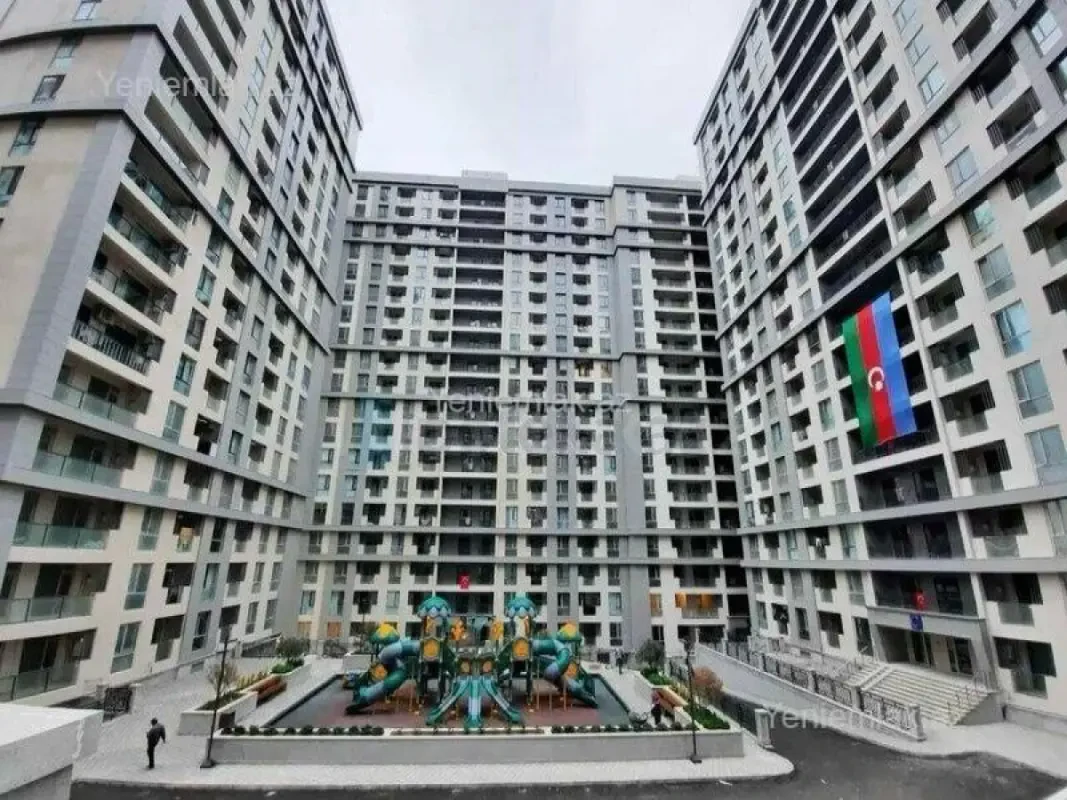 Satılır 3 otaqlı yeni tikili 100 m²