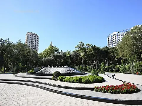 Satılır 3 otaqlı köhnə tikili 100 m² — Bakı, Nərimanov 3 otaq 100.00 m²