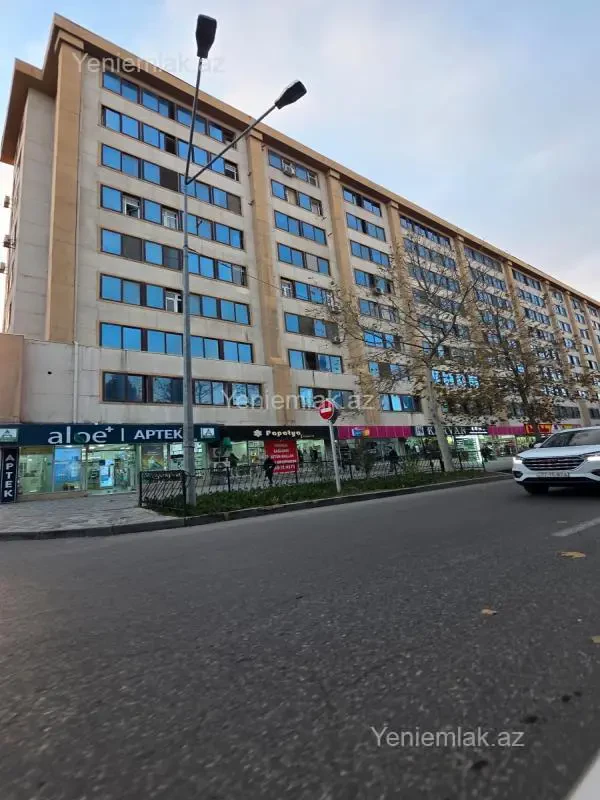 Satılır 3 otaqlı köhnə tikili 88 m²