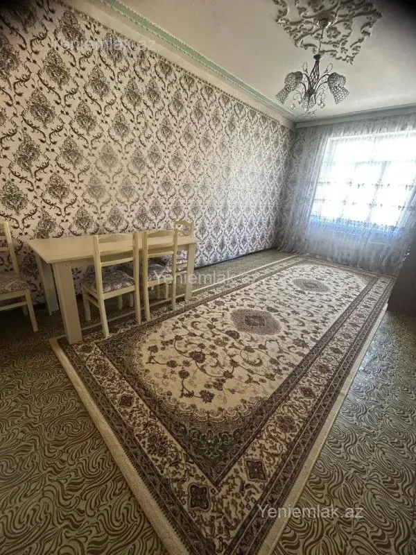 Satılır 3 otaqlı köhnə tikili 75 m²