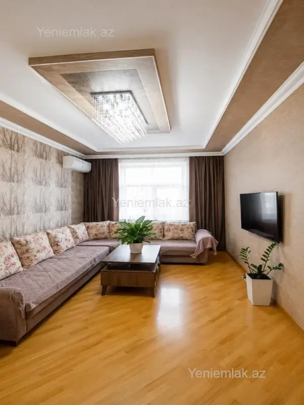 Satılır 3 otaqlı köhnə tikili 85 m²