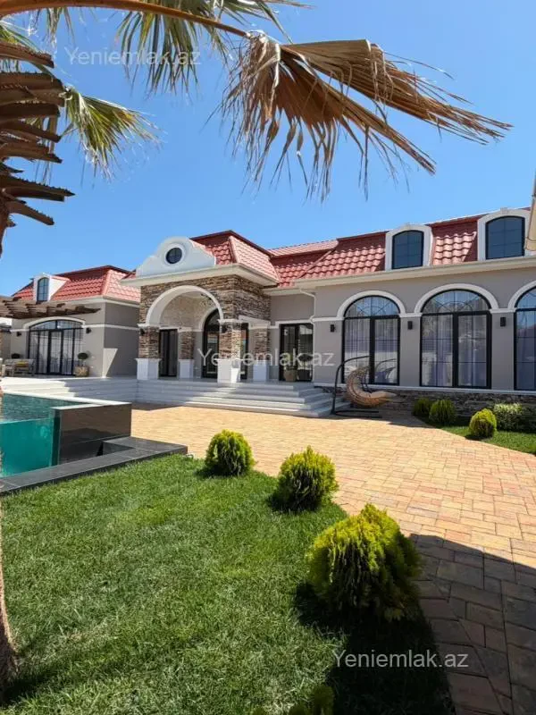 Satılır 5 otaqlı həyət evi 280 m²