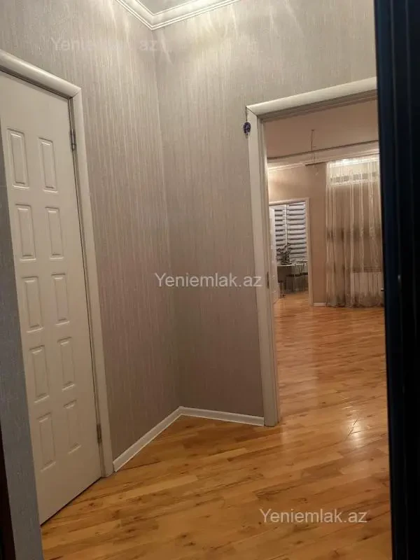 Satılır 3 otaqlı yeni tikili 75 m²