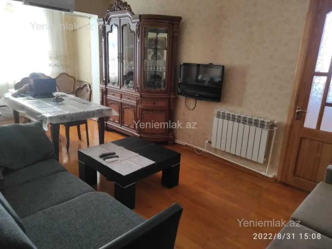 Satılır 2 otaqlı köhnə tikili 65 m²