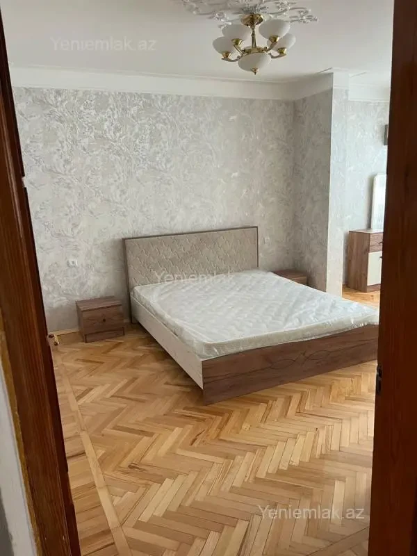 Satılır 3 otaqlı yeni tikili 85 m²