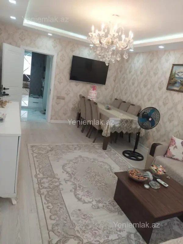 Satılır 2 otaqlı köhnə tikili 55 m²