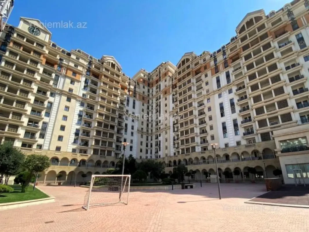 Satılır 4 otaqlı yeni tikili 211 m²