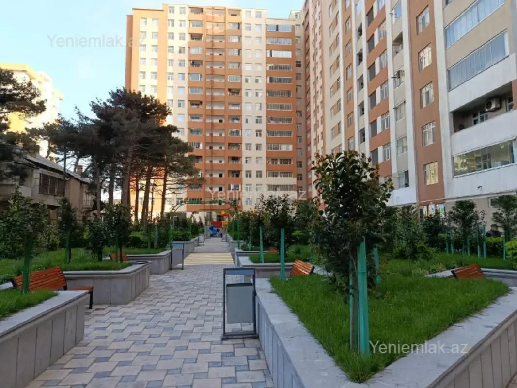 Satılır 3 otaqlı yeni tikili 115 m²
