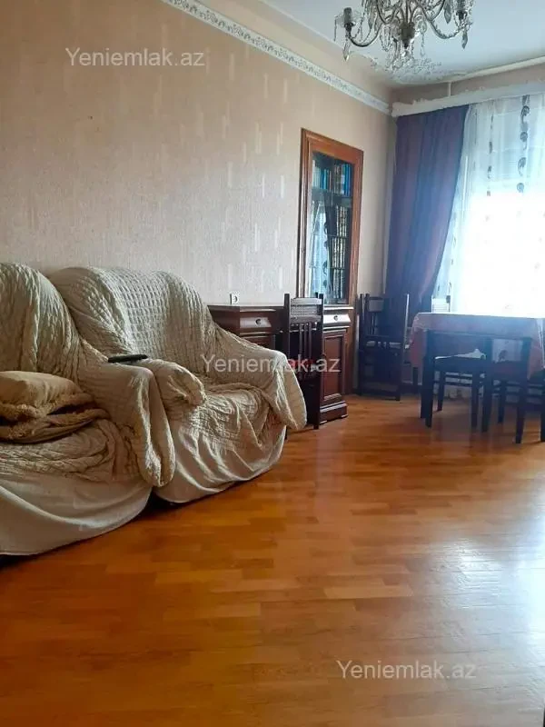 Satılır 3 otaqlı yeni tikili 85 m²