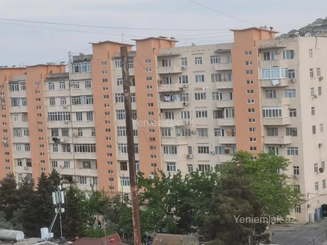 Satılır 2 otaqlı köhnə tikili 50 m²
