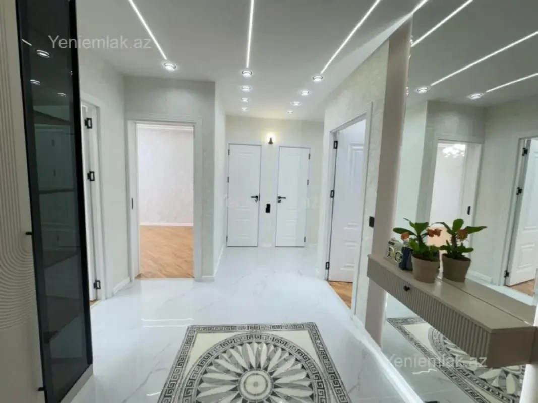 Satılır 3 otaqlı köhnə tikili 85 m²