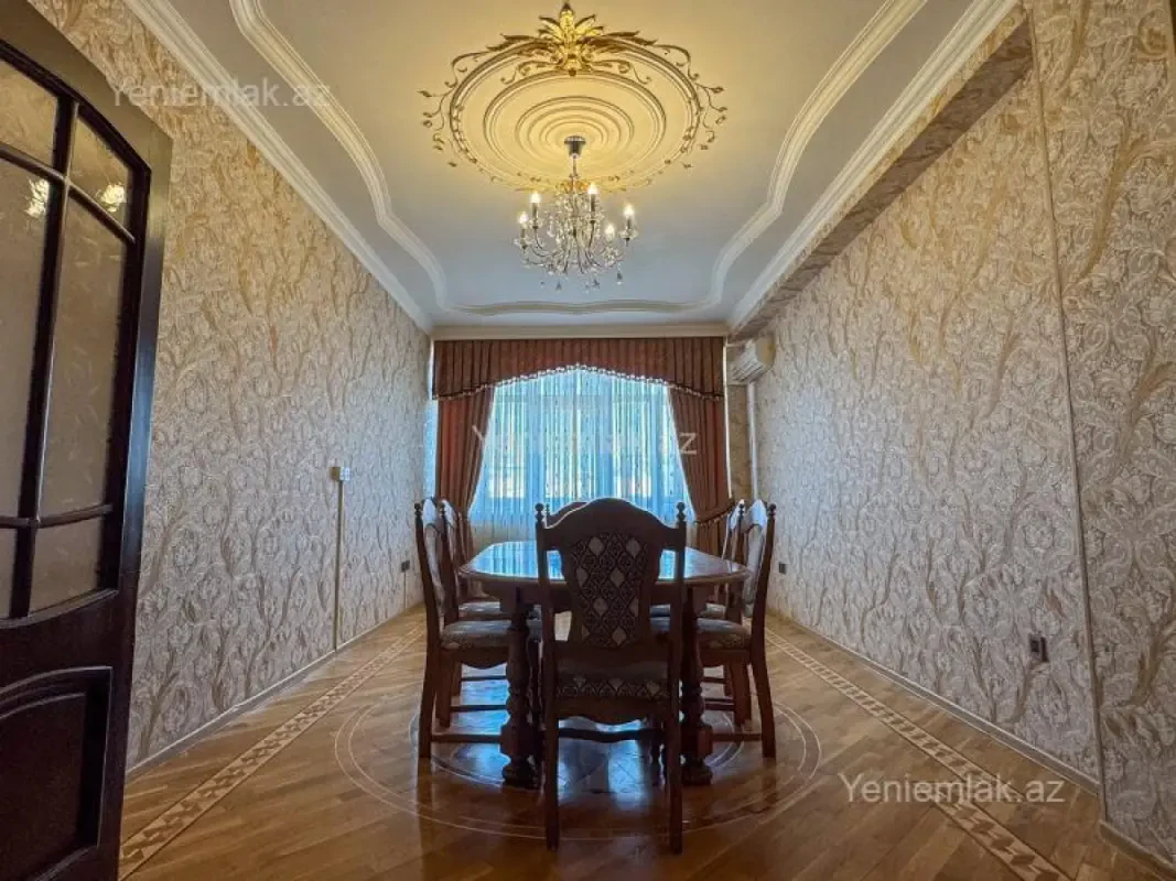 Satılır 3 otaqlı yeni tikili 105 m²