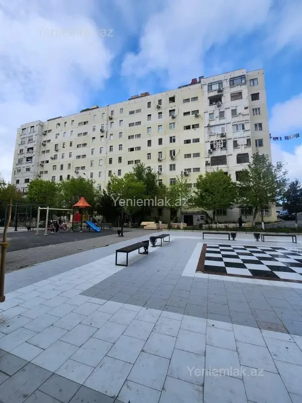 Satılır 3 otaqlı köhnə tikili 80 m²