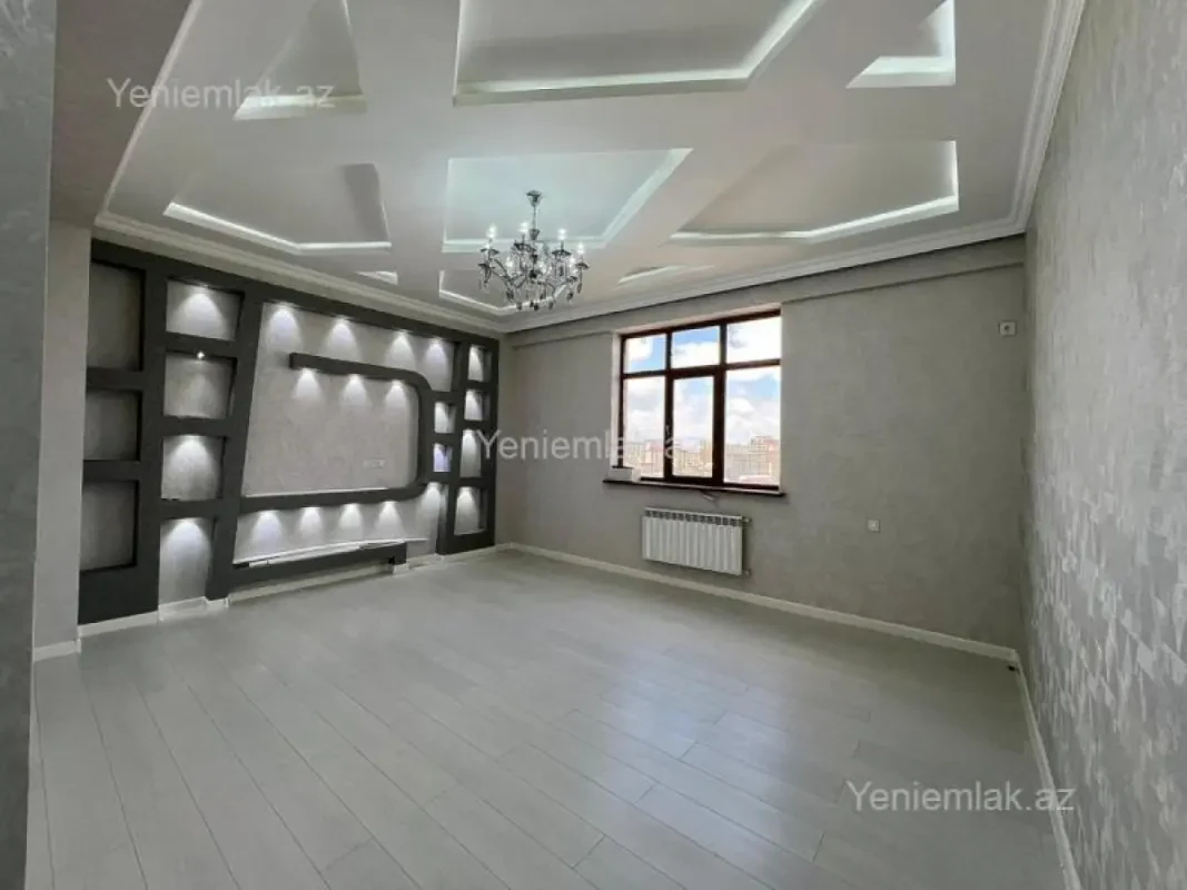 Satılır 3 otaqlı yeni tikili 130 m²