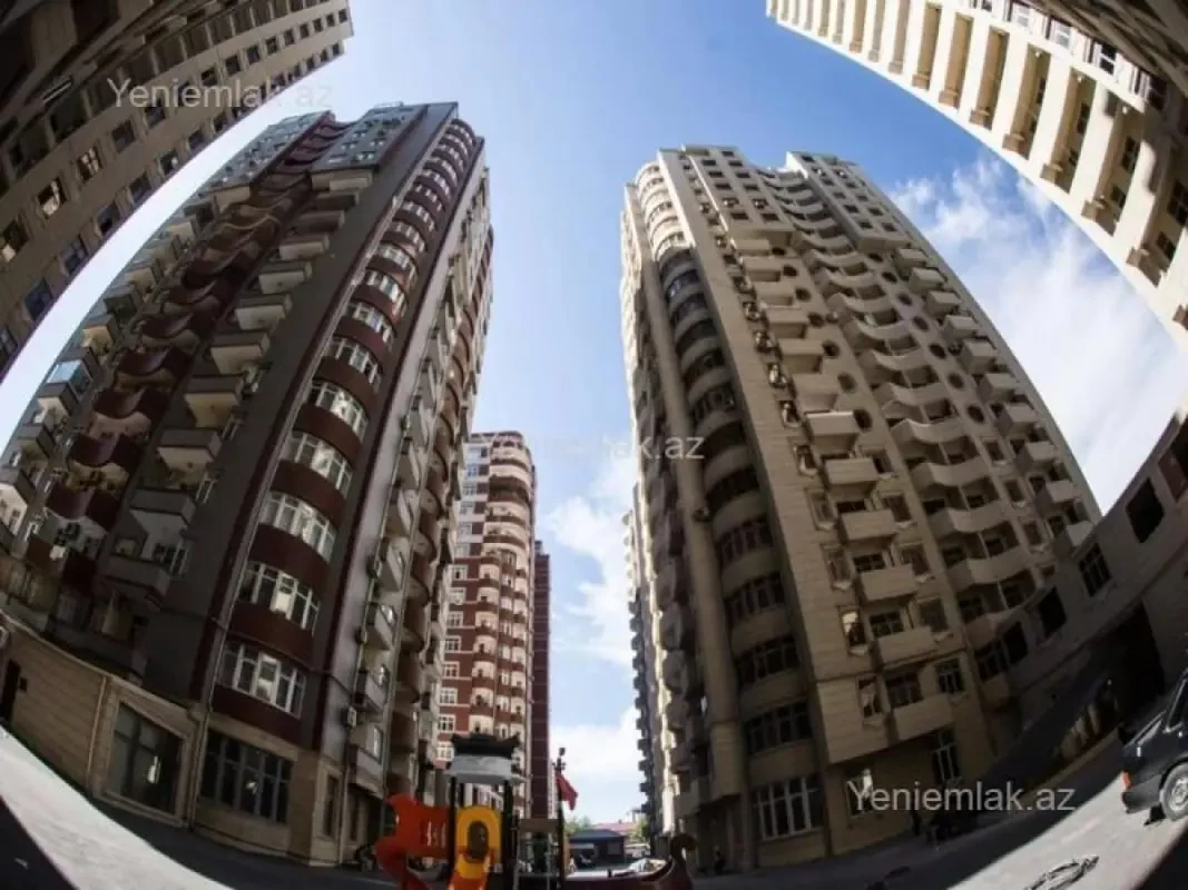 Satılır 4 otaqlı yeni tikili 150 m²
