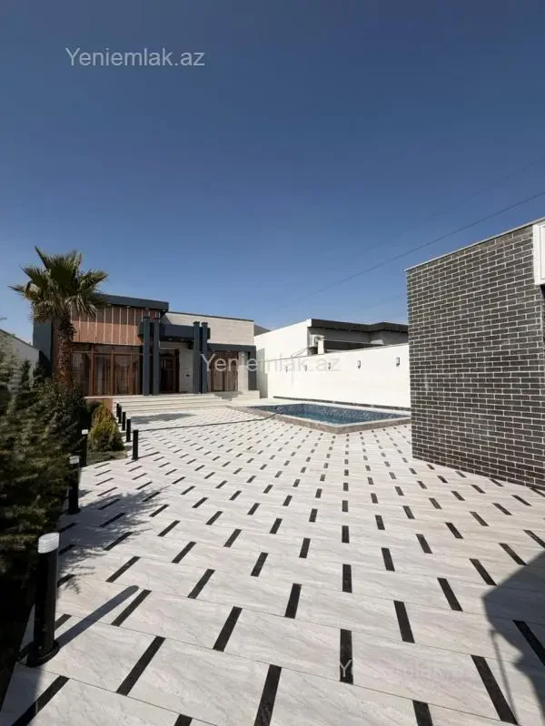 Satılır 4 otaqlı həyət evi 180 m²