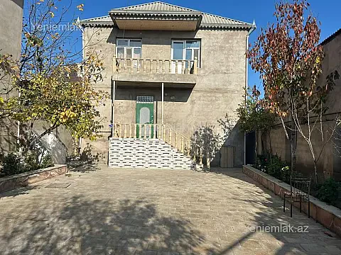 Satılır 4 otaqlı həyət evi 180 m² — Bakı, Səbail 4 otaq 180.00 m²