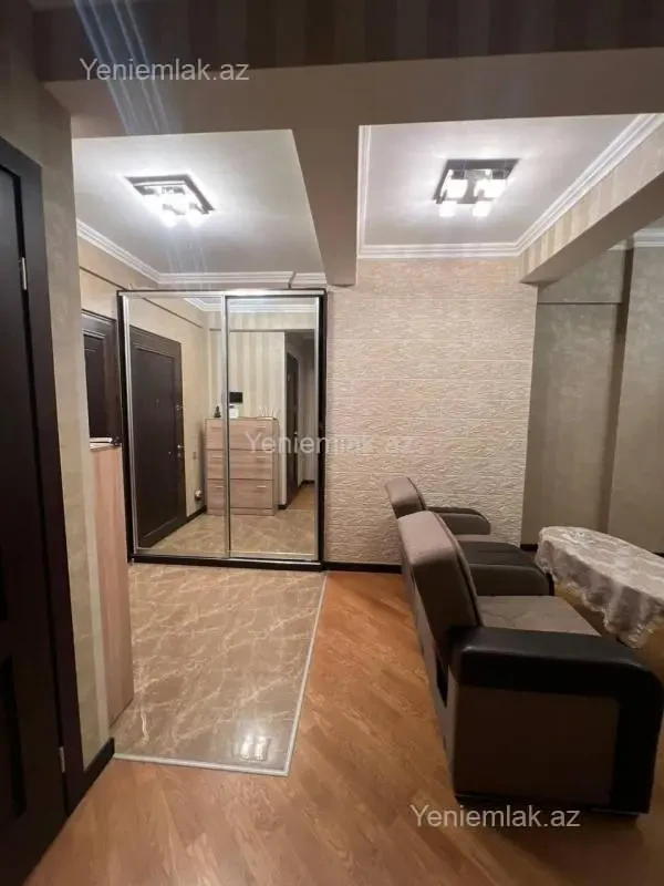 Satılır 3 otaqlı yeni tikili 95 m²