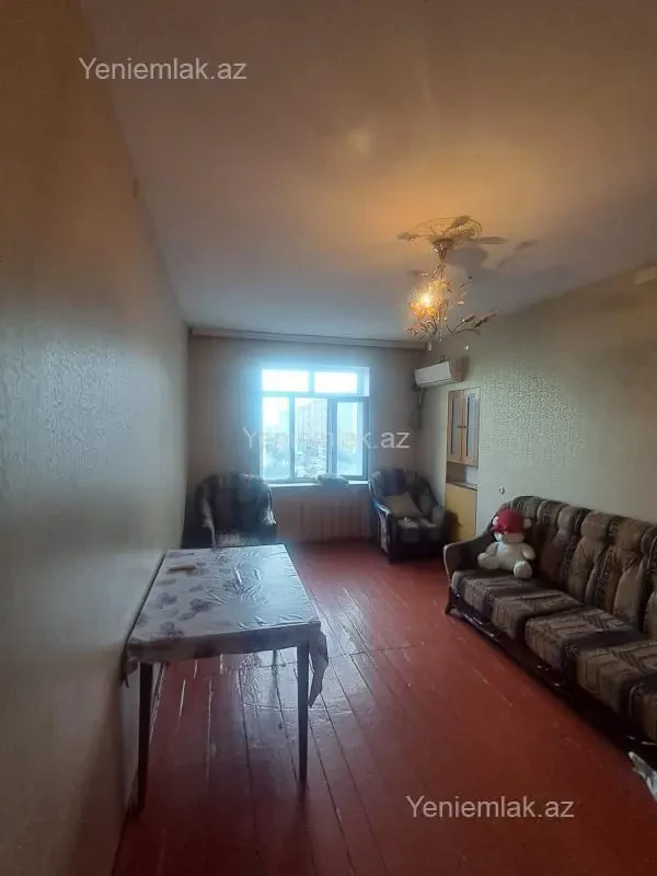 Satılır 2 otaqlı köhnə tikili 55 m²