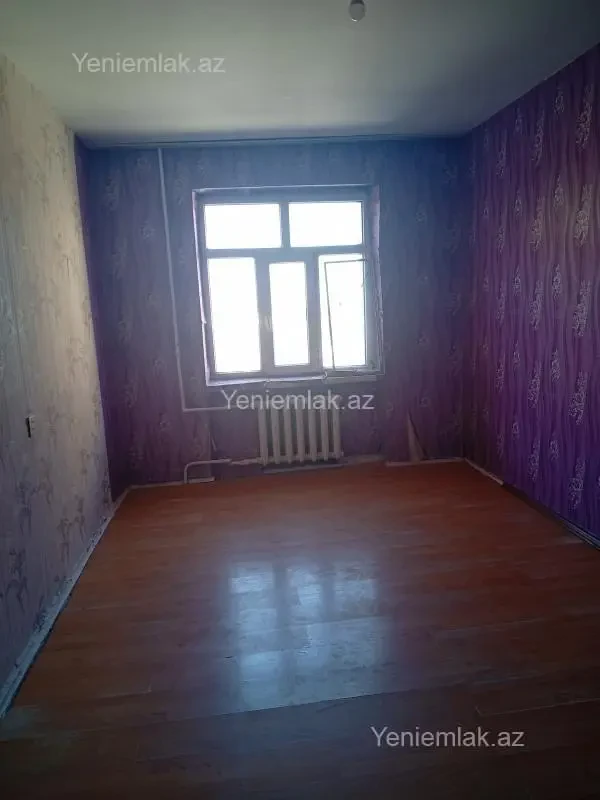 Satılır 2 otaqlı köhnə tikili 50 m²