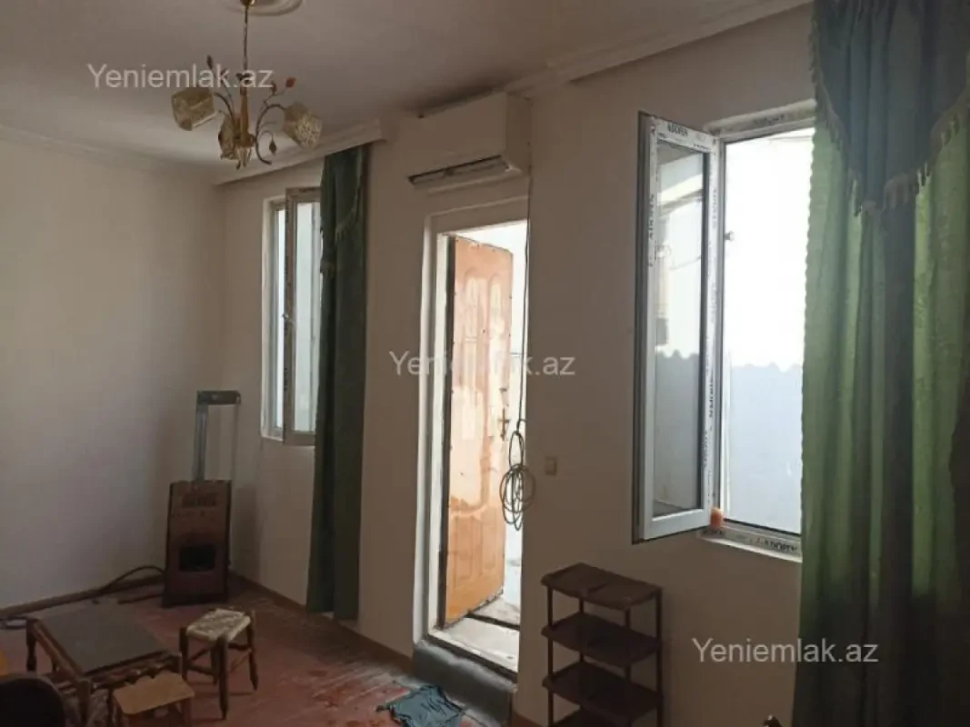 Satılır 2 otaqlı həyət evi 55 m²