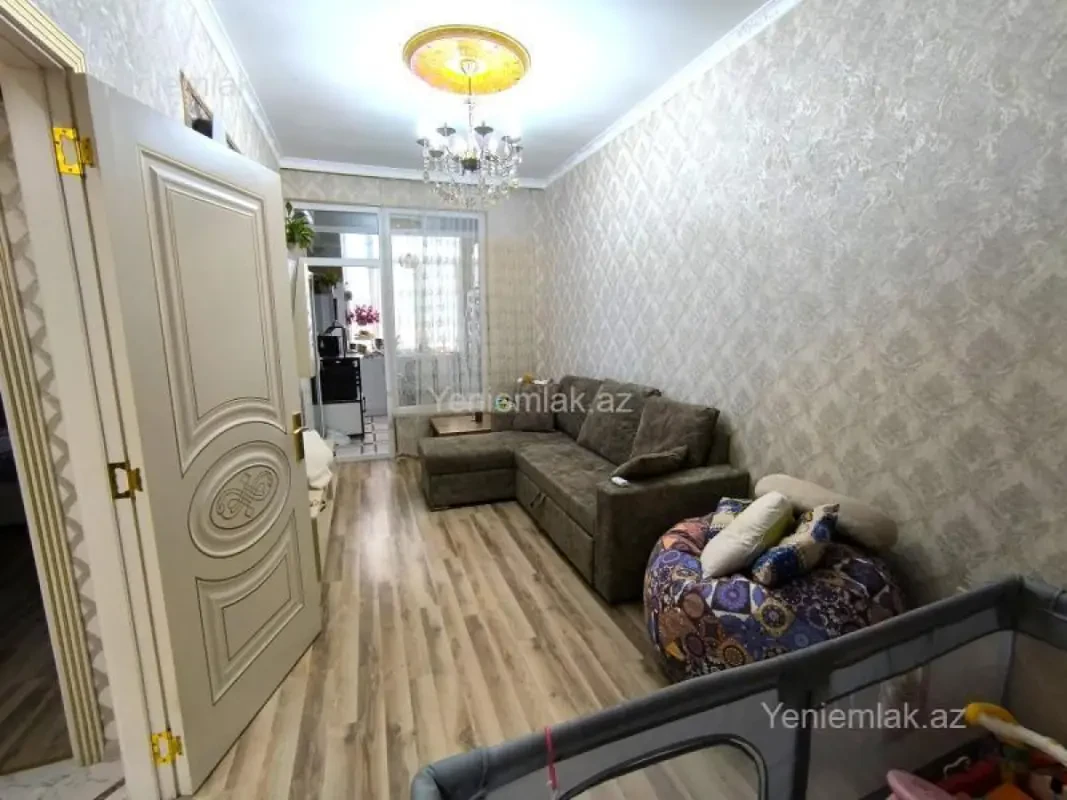 Satılır 2 otaqlı yeni tikili 60 m²